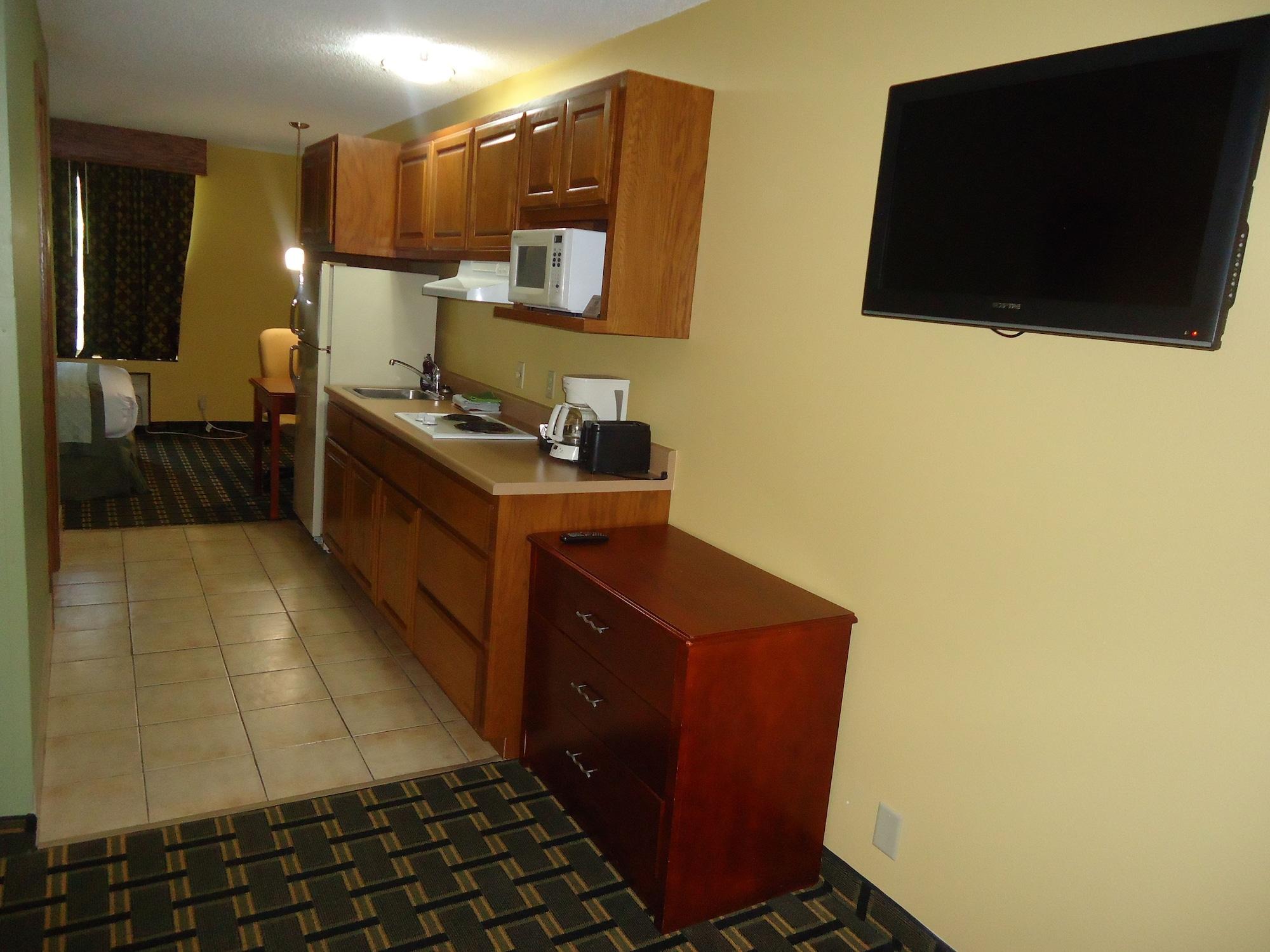 Townhouse Extended Stay Hotel Downtown Lincoln Exterior photo
