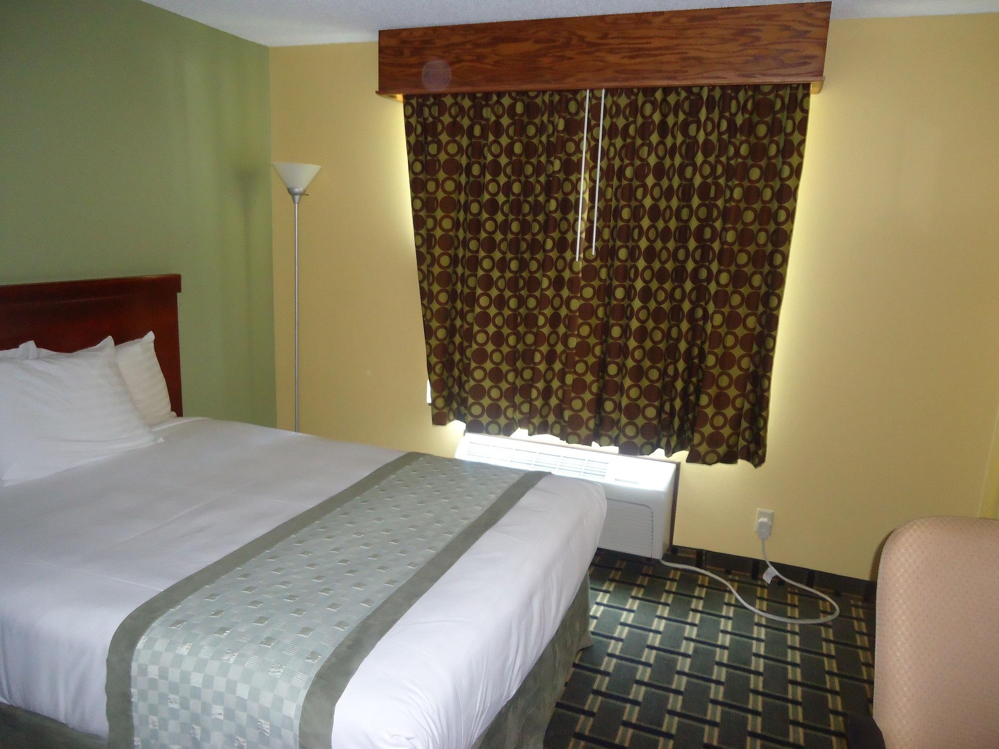 Townhouse Extended Stay Hotel Downtown Lincoln Exterior photo