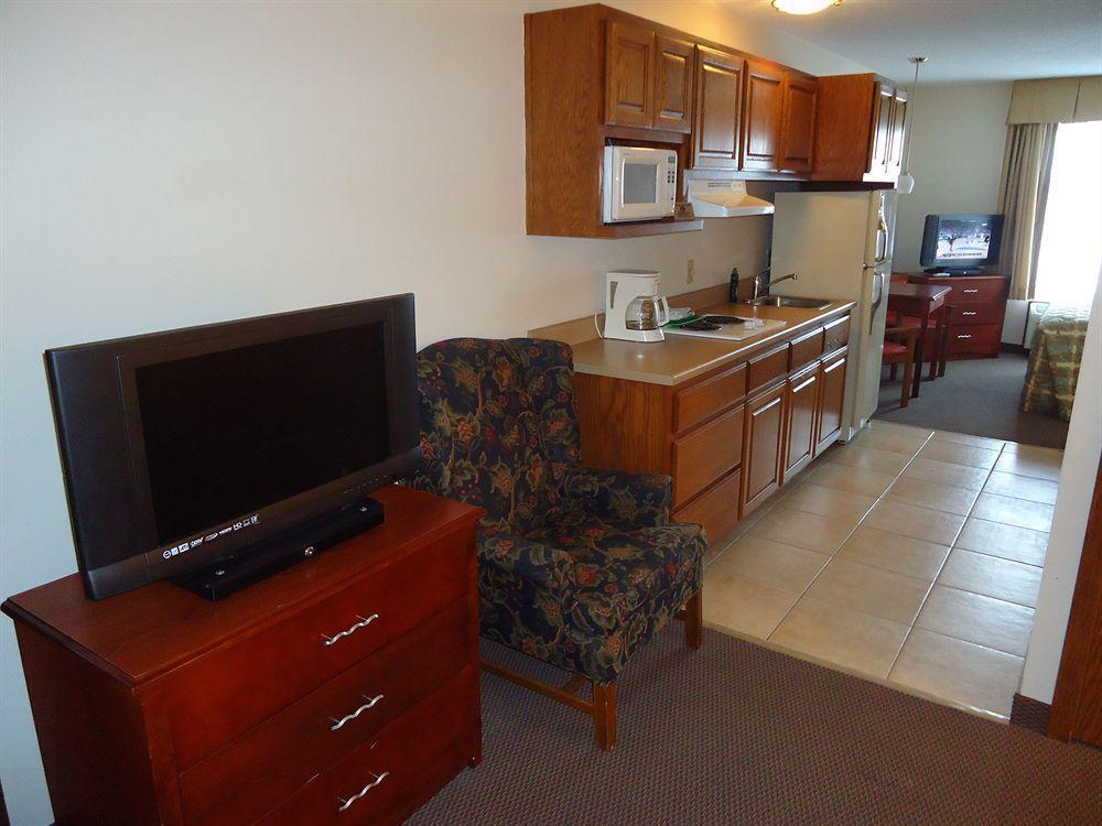 Townhouse Extended Stay Hotel Downtown Lincoln Exterior photo